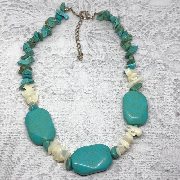 Vintage Turquoise and Mop beads statement necklace boho style - Picture 1 of 6